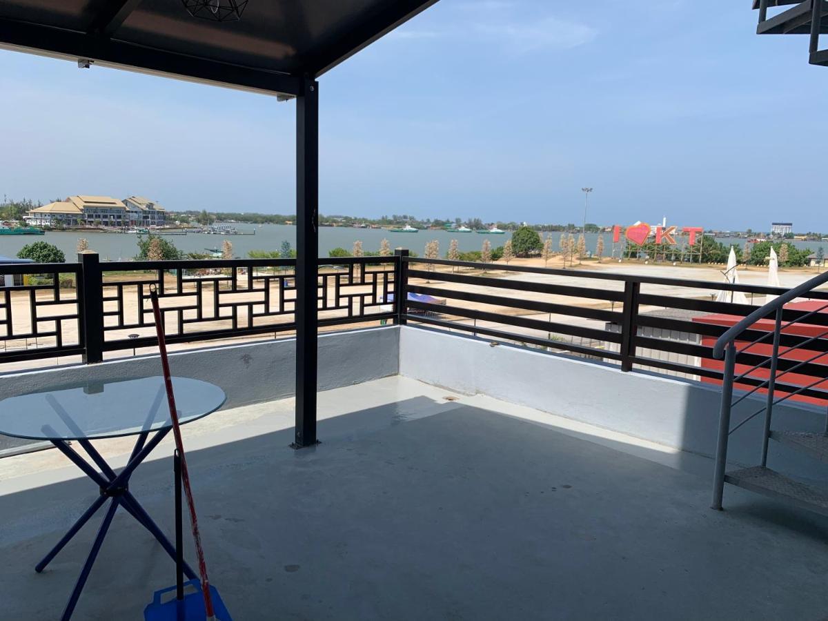 Hotel Decentraland Kuala Terengganu Exterior foto